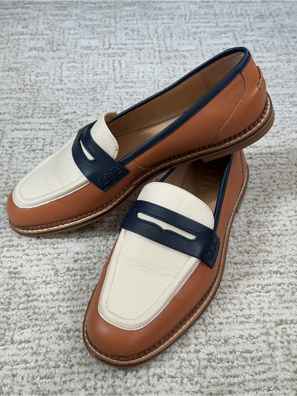 Boden Nya penny loafer